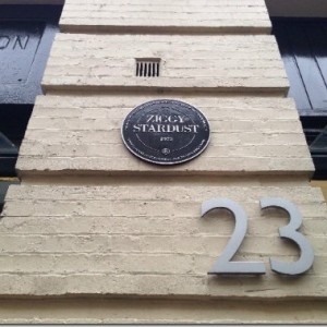 ロンドン旅行記〜Ziggy Stardustのジャケットに使われたHeddon Streetへ〜